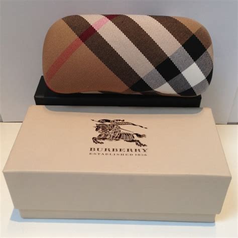 burberry sunglass case|burberry sunglasses case women.